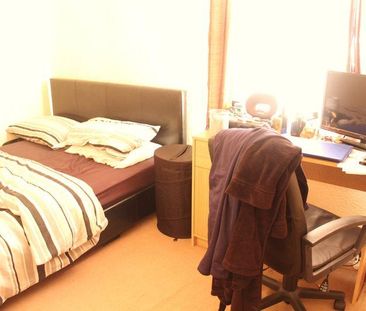 3 bedroom house share to rent - Photo 2