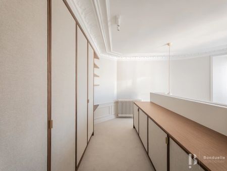 Rental Apartment Paris 8th Madeleine - Photo 2
