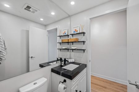 For Lease - 2 Gladstone Avenue Unit# 606, Toronto, Ontario - Photo 5
