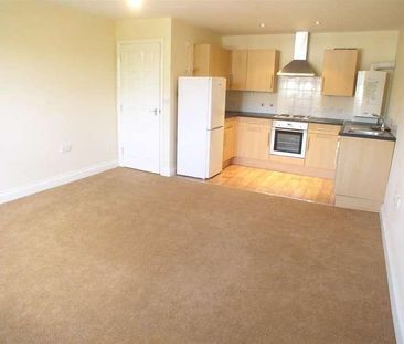 Hersham Road, Walton On Thames, KT12 - Photo 1