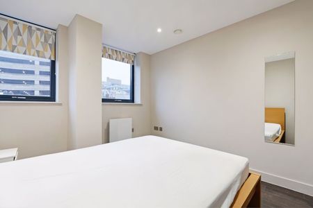 1 West Bar, Sheffield - Photo 2