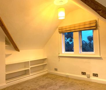 2 Bed Penthouse, Woodville Gardens, W5 - Photo 4