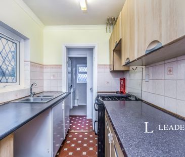 2 bedroom house to rent Whitehorse Hill, Chatham, Kent, ME5 - Photo 6