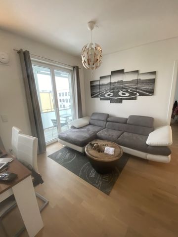 Exklusive 2-Zimmer-Wohnung mit großer Terrasse - Photo 2