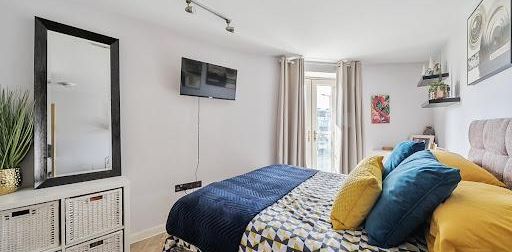 Studio to rent - Photo 2