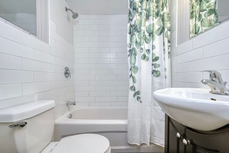 For Lease - 218 Broadview Avenue Unit# Lower, Toronto, Ontario - Photo 4