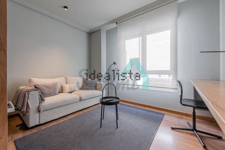 Alquiler de estudio en Calle de Jesús - Photo 4