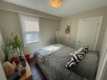 For Lease - 453 Ashdale Avenue Unit# Upper, Toronto, Ontario - Photo 4