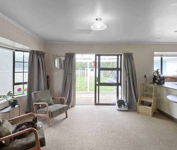 OTAMATEA - 4 BEDROOMS - Photo 1