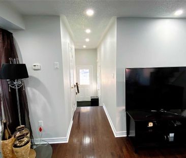 For Lease - 115 Harvest Hills Boulevard, East Gwillimbury, Ontario - Photo 6