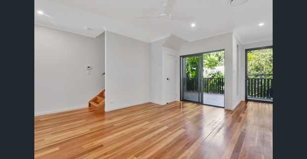 Spacious Townhouse in the Heart of Samford Village - Photo 1