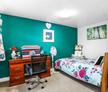 4 bedroom semi-detached house to rent - Photo 6