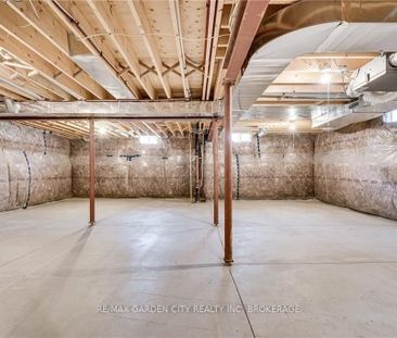 For Lease - 221 Shoreview Drive, Welland, Ontario - Photo 6