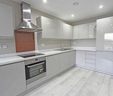 Victoria Avenue, Southend On Sea, SS2 - Photo 4