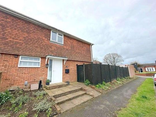 Dawnay Road, Great Bookham, Leatherhead, KT23 - Photo 1