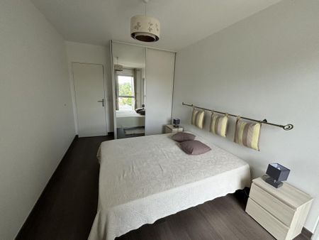 Location Appartement 4 pièces Meublé 107m² ST SEBASTIEN SUR LOIRE 44230 - Photo 3