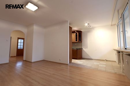 Pronájem bytu 3+kk v osobním vlastnictví 80 m², Praha 10 - Strašnice - Photo 2