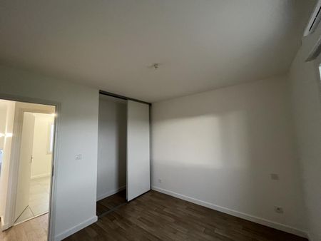 Location Maison 4 pièces 78m² LE PELLERIN 44640 - Photo 3