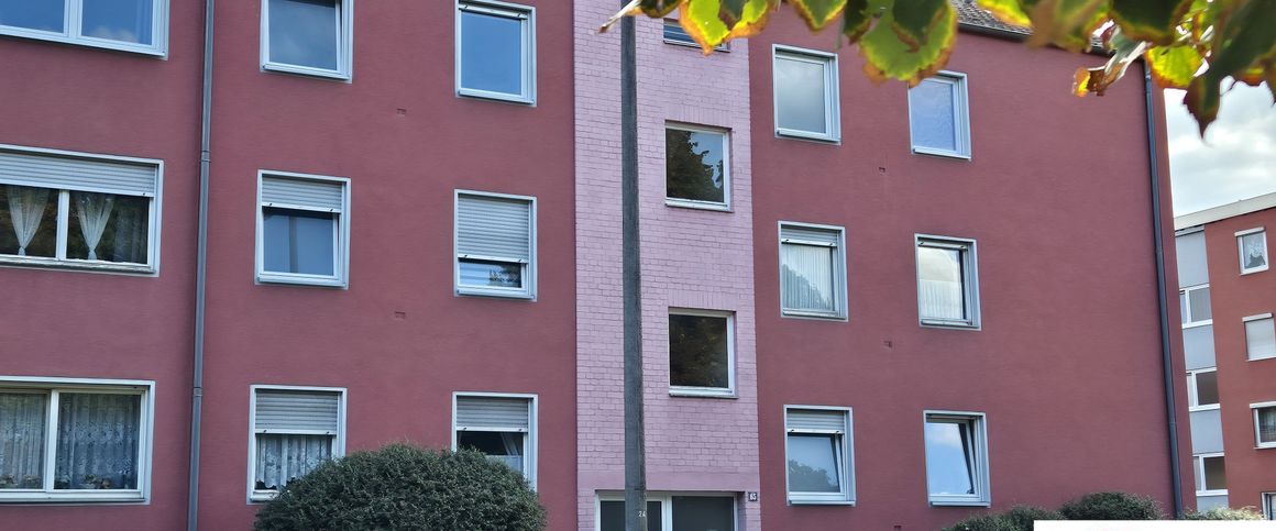 *Gegenüber Grünanlage - 3 Zimmer - hell - Südloggia - Stellplatz im Hof - Küche möglich* - Photo 1