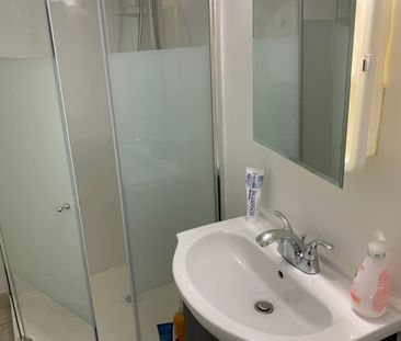 For Lease - 39 Winston Park Boulevard Unit# Bachelor, Toronto, Ontario - Photo 4