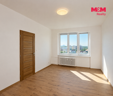Pronájem bytu 2+1 52 m² - Фото 1