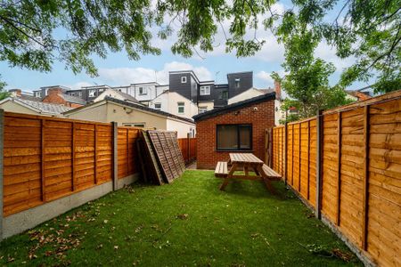 6 bedroom house to rent - Photo 5