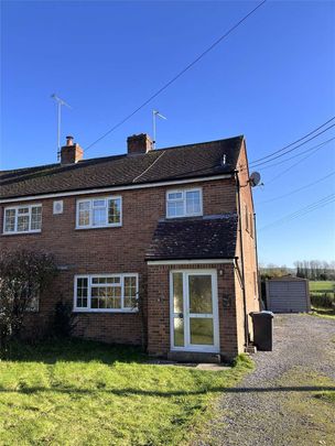 2 Jubilee Cottages is a three bedroom semi-detached cottage, nestled in the North Wessex Downs National Landscape. This delightful home provides modern comforts in a peaceful, rural environ - Photo 1