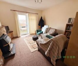 2 BEDROOM House - Semi-Detached - Photo 5