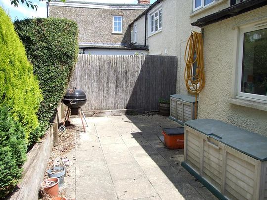 3 bedroom end of terrace to rent Coxwell Road, Faringdon, SN7 - Photo 1