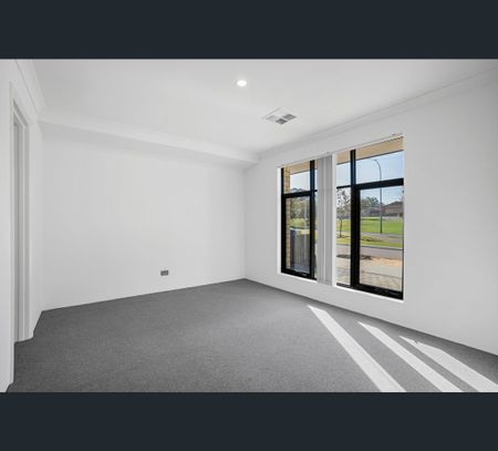 64 Borlaug Circuit, Baldivis, WA 6171 - Photo 2