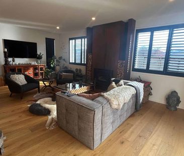 Stylish 4-Bedroom Home in Meadowstone - Photo 1