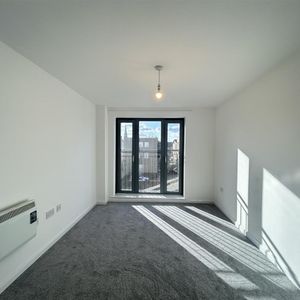 1 Bedroom Flat To Let - Photo 3