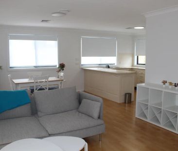 Flat/472 Windsor Road, Baulkham Hills NSW 2153 - Photo 4
