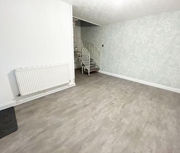 1 bedroom semi-detached house to rent - Photo 3