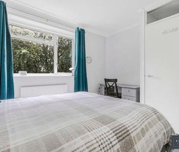 Field Common Lane, Walton-on-thames, Surrey, KT12 - Photo 6