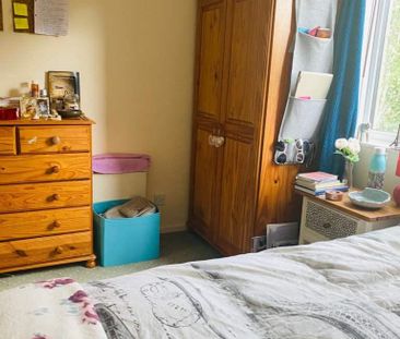 1 bedroom in a house share to rent - Photo 5