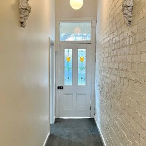 Perfectly Positioned Two Bedroom House - Photo 3