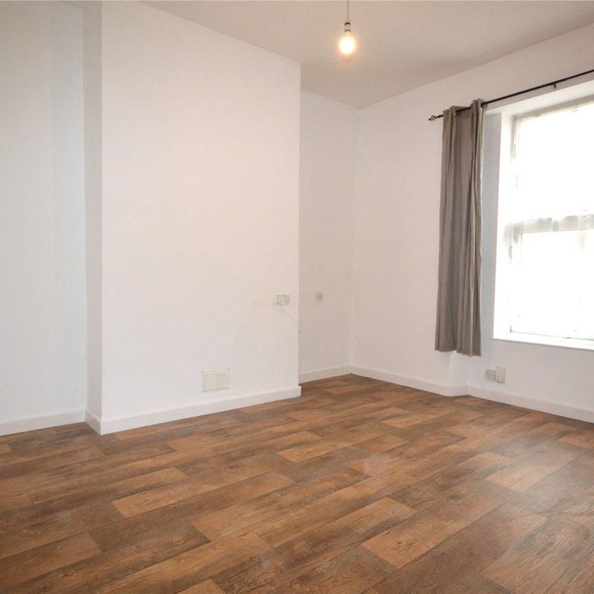 Clifton Street, Plymouth, Devon, PL4 - Photo 1