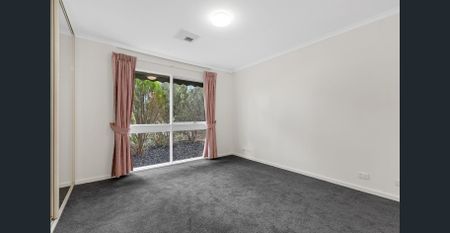 Family Comfort in a Convenient Location! - Photo 4