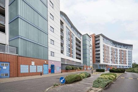 Meath Crescent, Bethnal Green, E2 - Photo 2