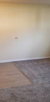 LENDRUM APARTMENTS - 1 Bedroom - Photo 1