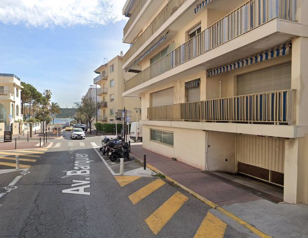 Antibes centre ville - Garage - Rue Maizieres - Photo 1