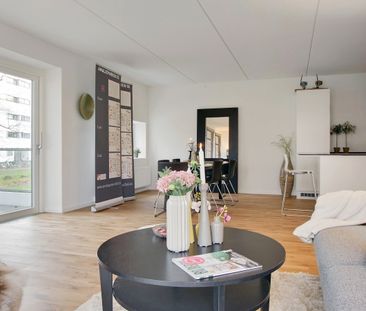 Flot 4 værelses lejlighed med altan - Photo 1