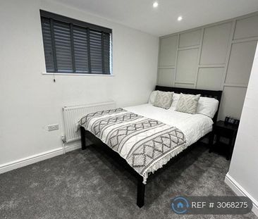 Double en-suite in shared house : £695 per month - Photo 1