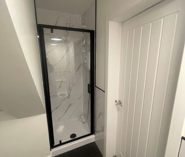 Flat 1 366 Ormskirk Road, Wigan - Photo 3