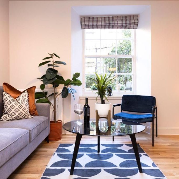 Cumberland Street North West Lane, Edinburgh, EH3 6RF - Photo 1