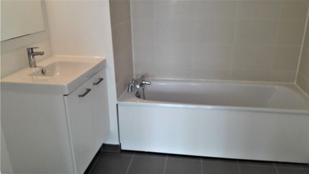 location Appartement T2 DE 46.41m² À MAISONS ALFORT - Photo 5