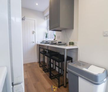 1 bedroom in a house share to rent - Photo 6