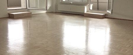 Das ist Ihr Zuhause: schicke 2-Zimmer-Wohnung mit großem Balkon - Photo 1