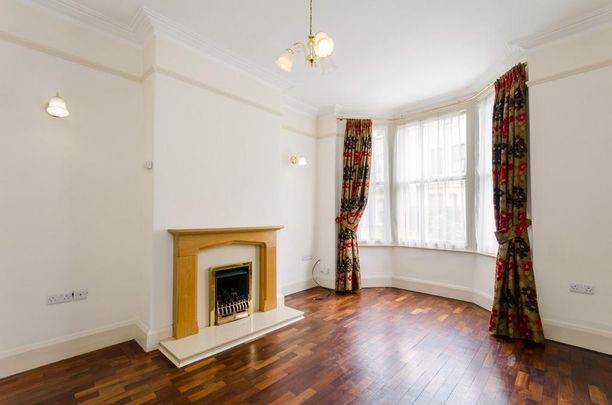 4 bedroom house to rent - Photo 1